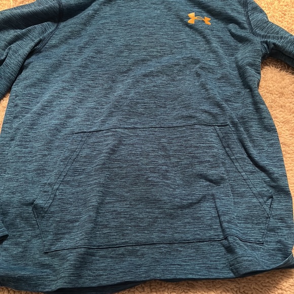 Under Armour long sleeve t-shirt - Picture 2 of 3